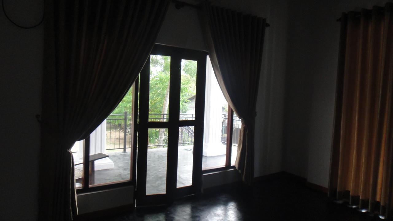The Kingston Hotel Kiribathgoda Εξωτερικό φωτογραφία
