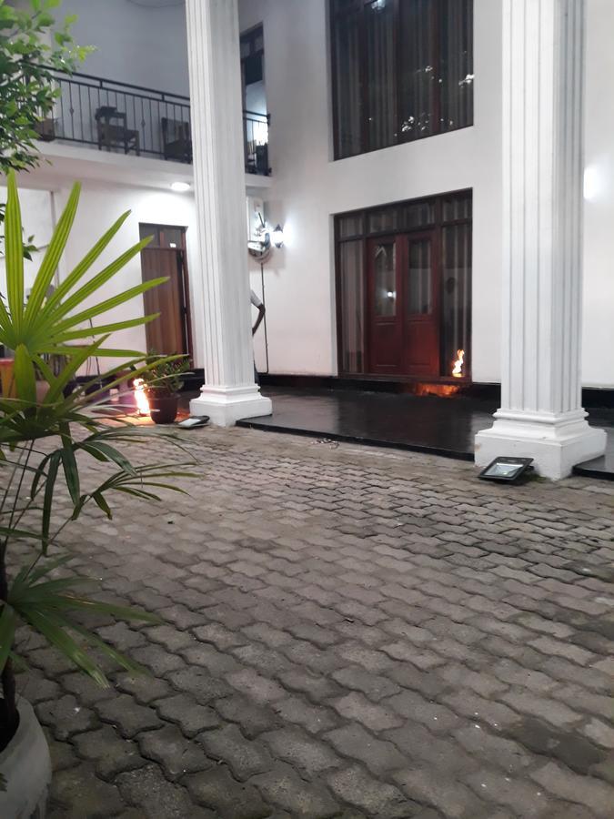 The Kingston Hotel Kiribathgoda Εξωτερικό φωτογραφία